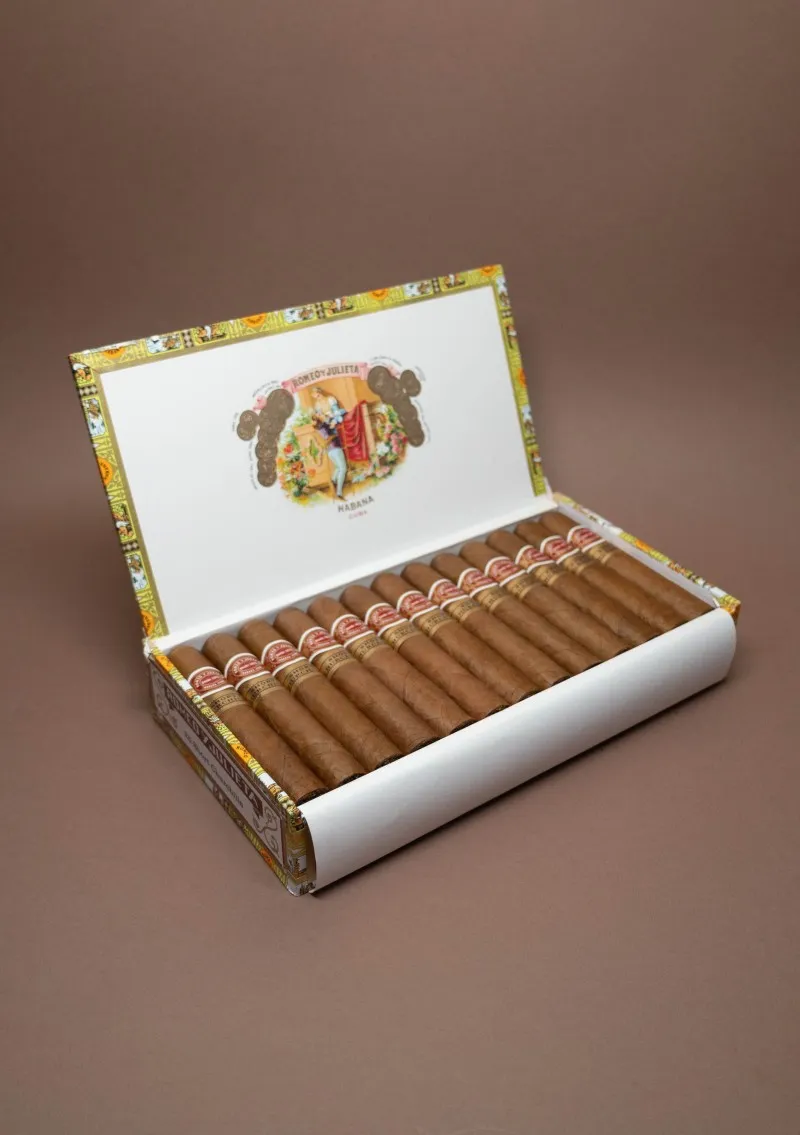 Romeo Y Julieta, Short Churchill
