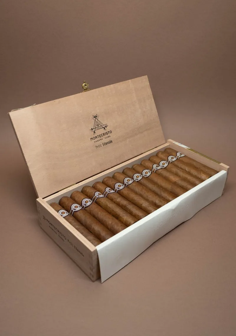 Montecristo, Petit Edmundo