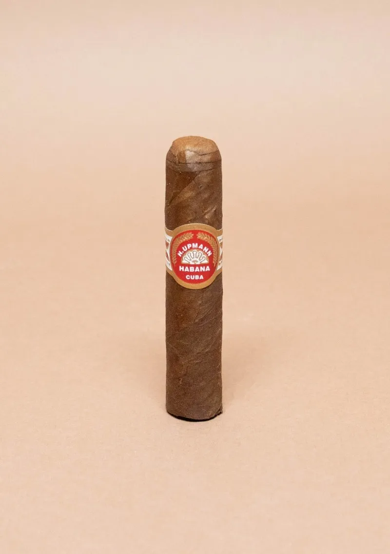 H.Upmann, Half Corona — alternate view
