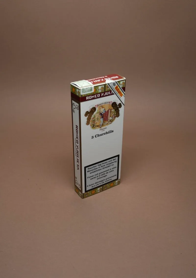 Romeo Y Julieta, Churchill Tubos