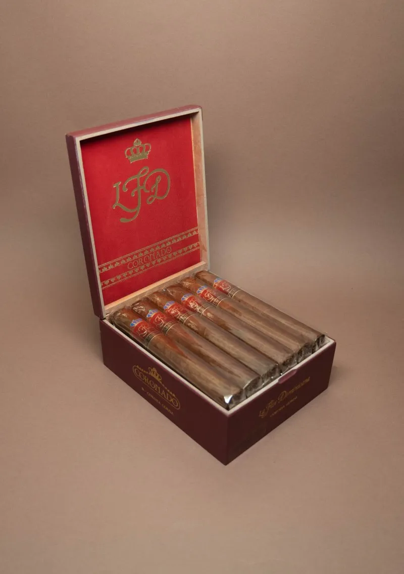 La Flor Dominicana, Coronado Corona Gorda