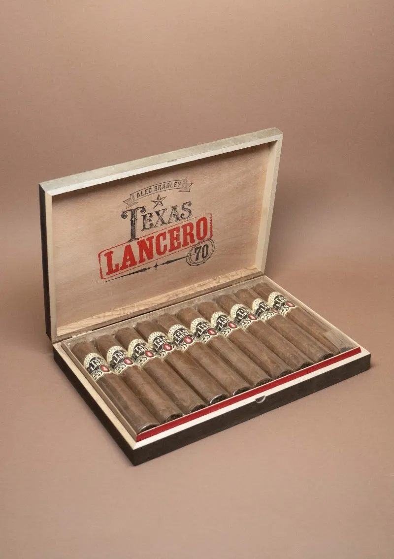 Alec Bradley, Texas Lancero