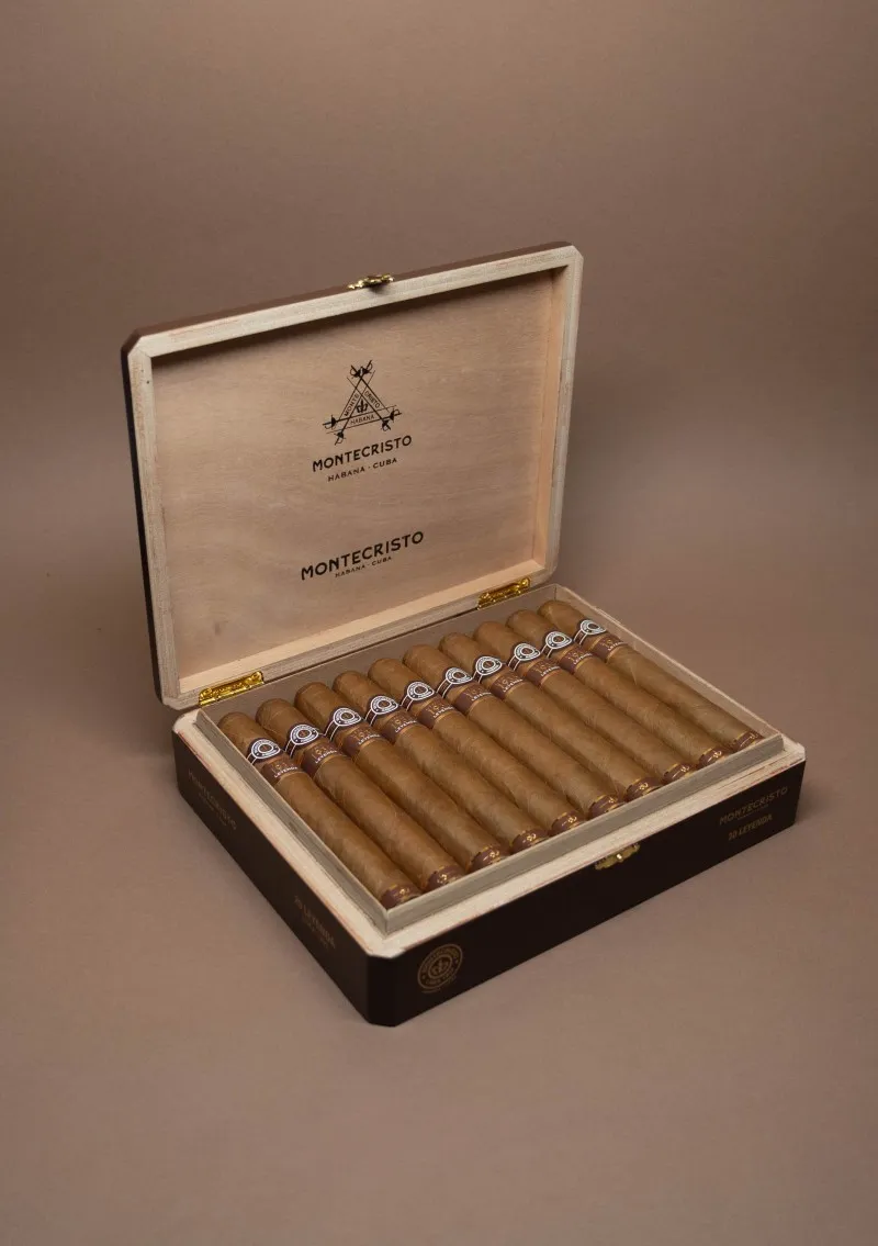 Montecristo, Linea 1935 Leyenda