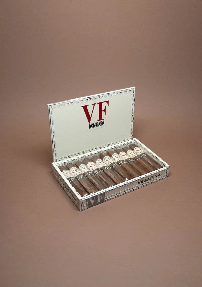 VegaFina, 1998 VF50 — alternate view
