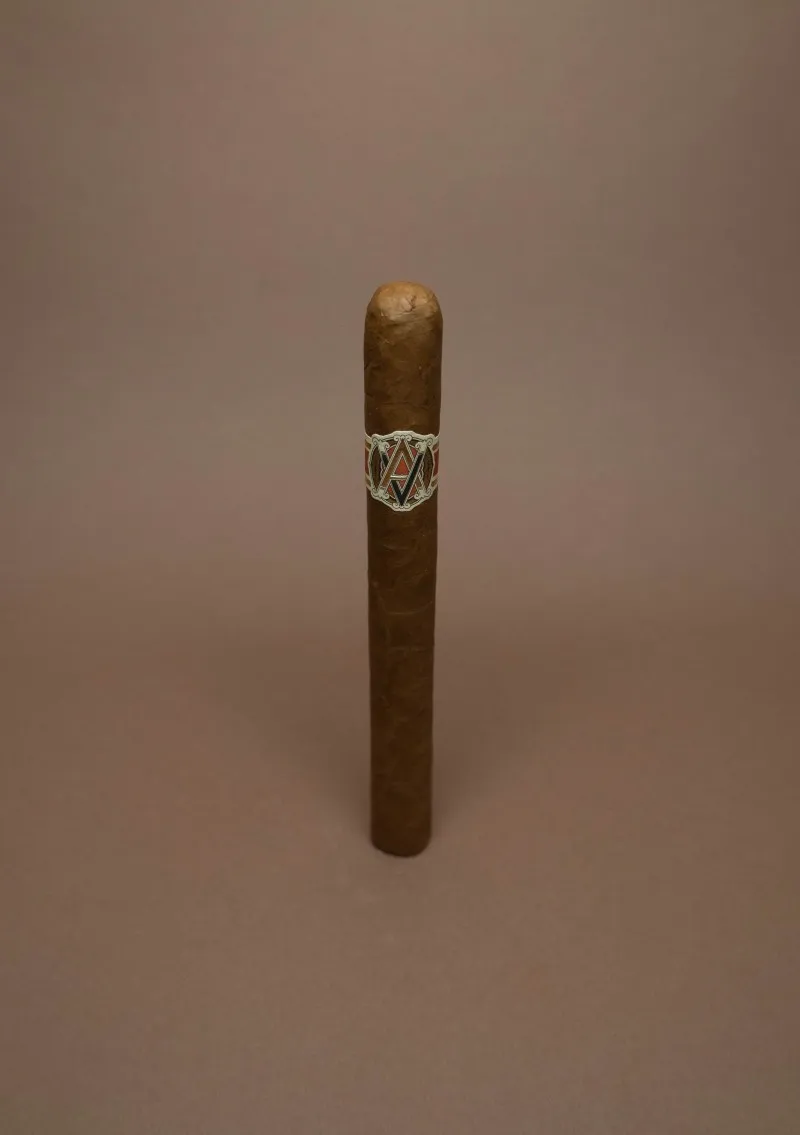 Avo, XO Maestoso — alternate view