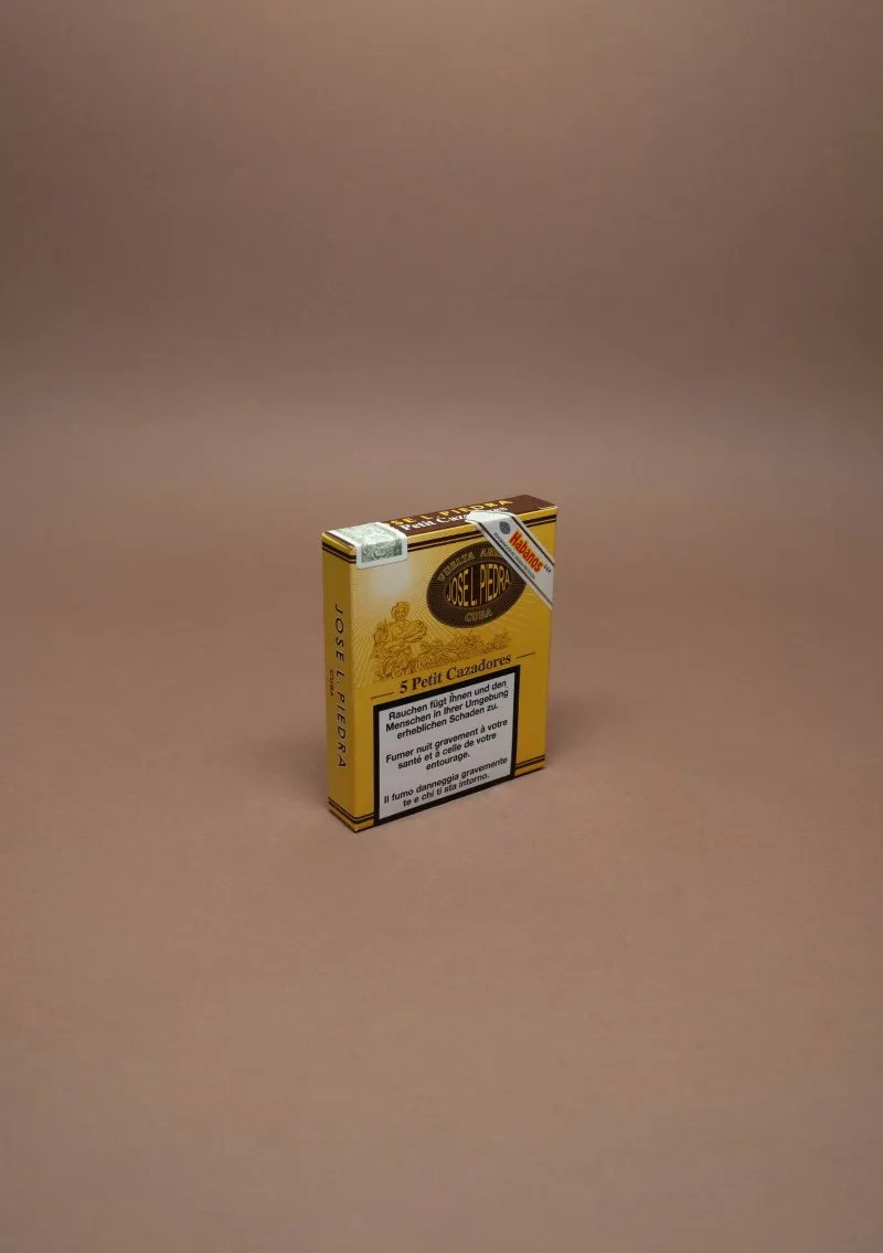 Jose L. Piedra, Petit Cazadores