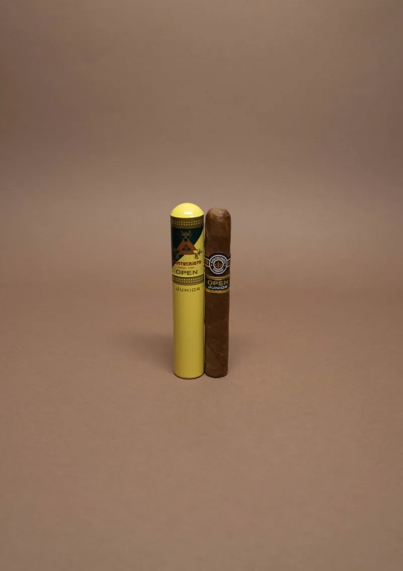 Montecristo, Open Junior Tubos — alternate view