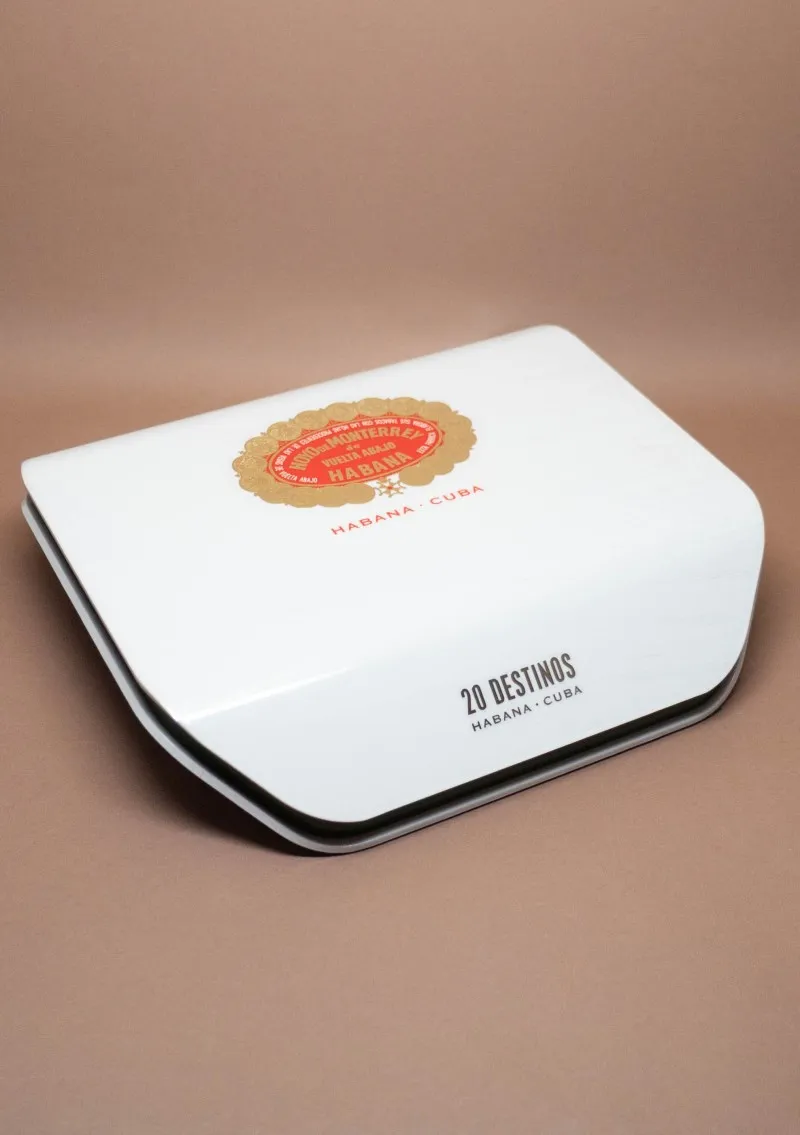 Hoyo de Monterrey, Destino Travel Humidor — alternate view