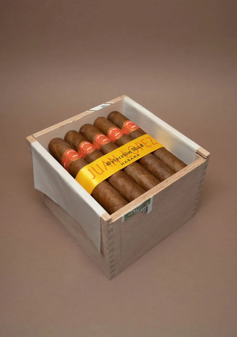 Combo Box - Juan Lopez & Camacho