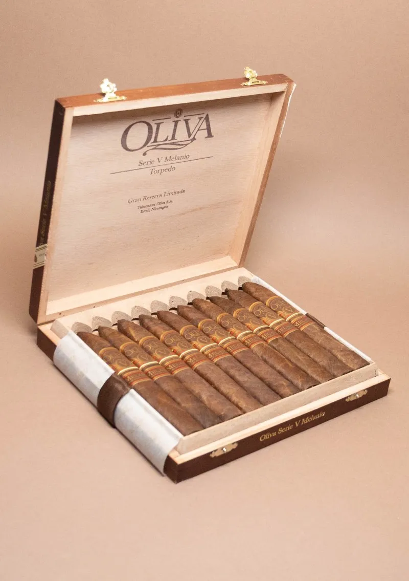 Oliva, Serie V Melanio Torpedo