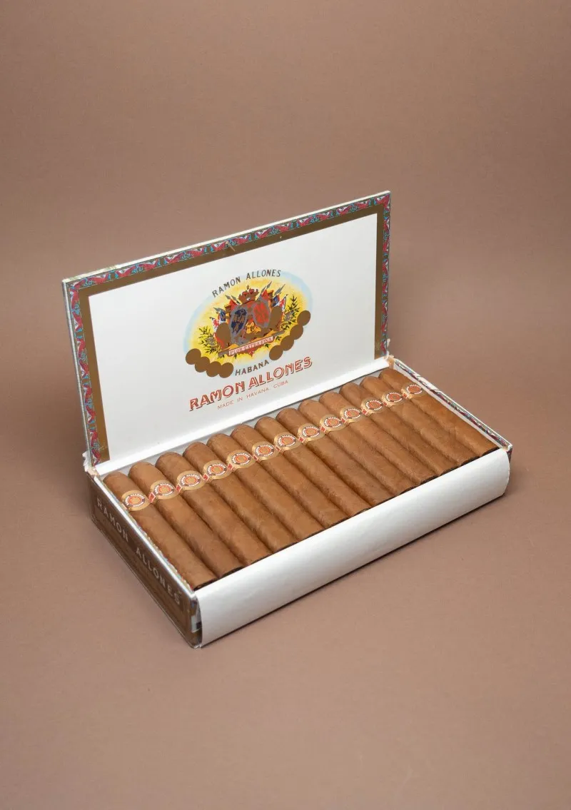 Ramon Allones, Specially Selected — alternate view